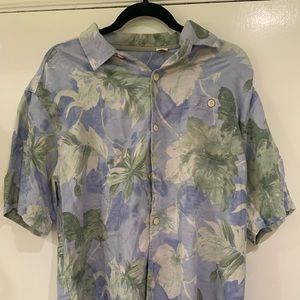 Tommy Bahama short sleeve button down large